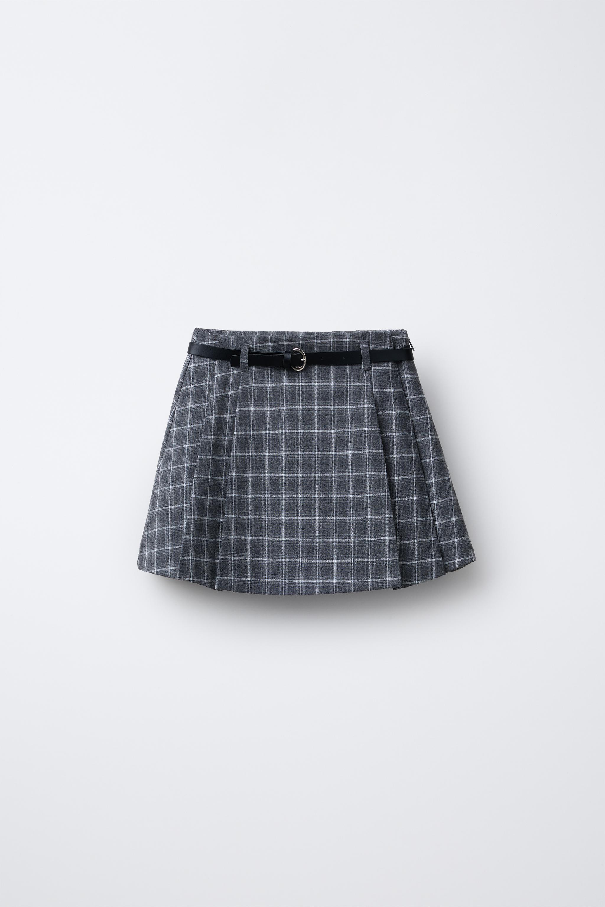 PLAID BELTED SKORT